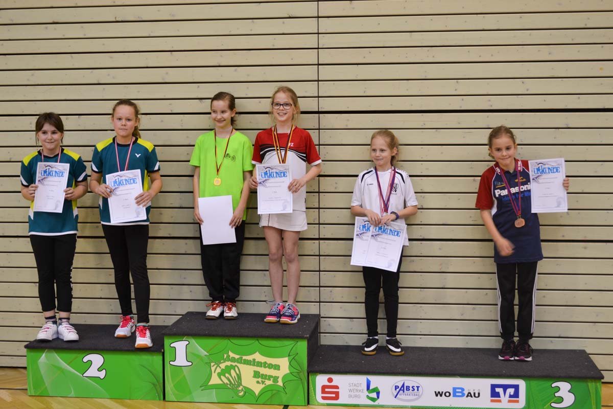 Bronze an Noemie im MD U11 - Fünffaches Gold für den Flechtinger SV bei den Regionalmeisterschaften 2019 in Burg (Badminton Flechtingen)